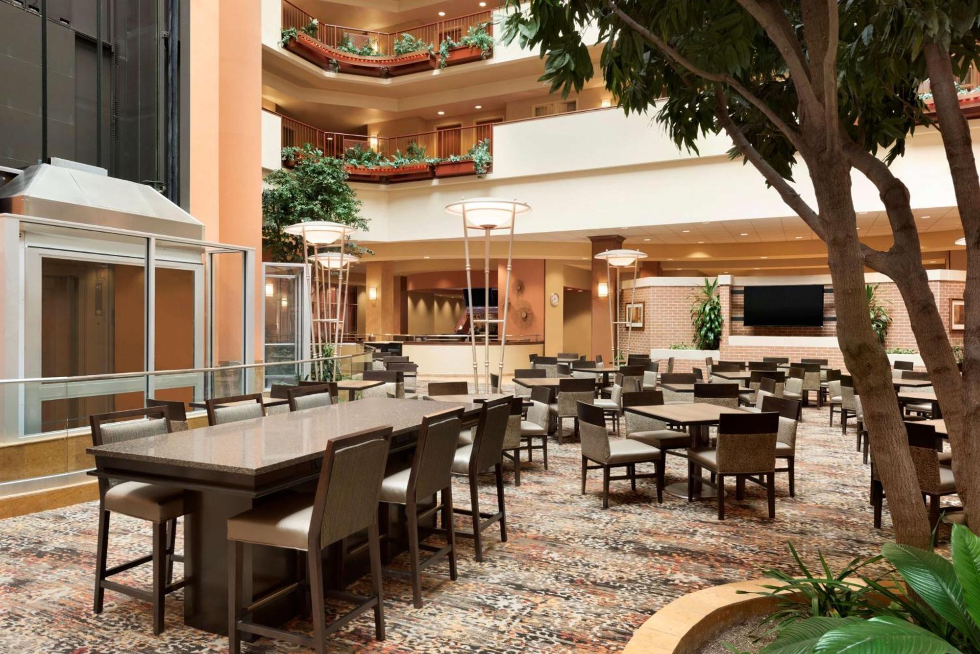 Embassy Suites Omaha- La Vista/ Hotel & Conference Center Exterior foto